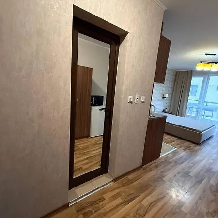 Apartment Sea Breeze *